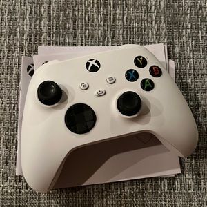 X Box X White Controller